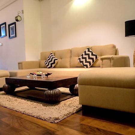 Cozy Sea View Luxury Apartment, Fully Furnished, 2 Bedrooms, 2 Bathrooms Dehiwala-Mount Lavinia Exterior photo