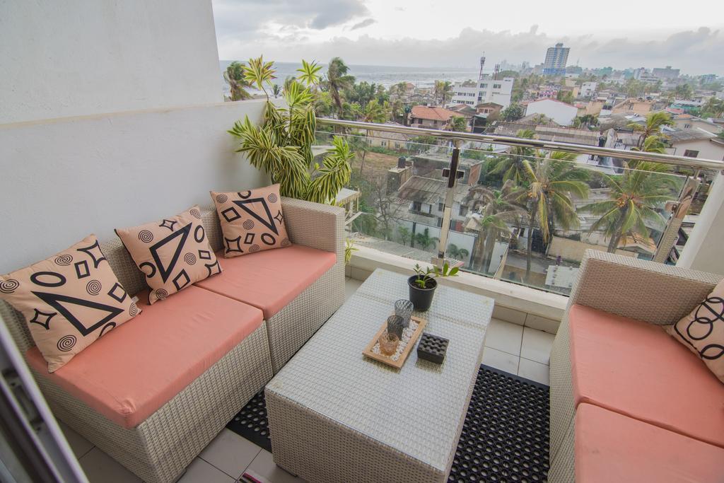 Cozy Sea View Luxury Apartment, Fully Furnished, 2 Bedrooms, 2 Bathrooms Dehiwala-Mount Lavinia Exterior photo